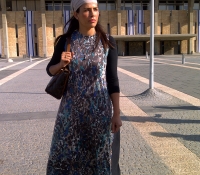 brave-miss-world-linor-outside-the-israeli-parliament-jerusalem